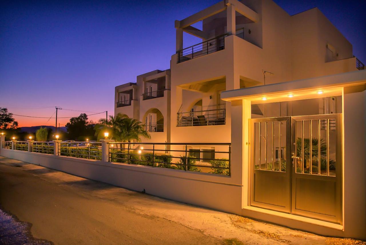 Hotel Bay And Luxury Charaki